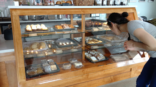 Bakery «Edge of Sweetness», reviews and photos, 6034 North Broadway, Chicago, IL 60660, USA