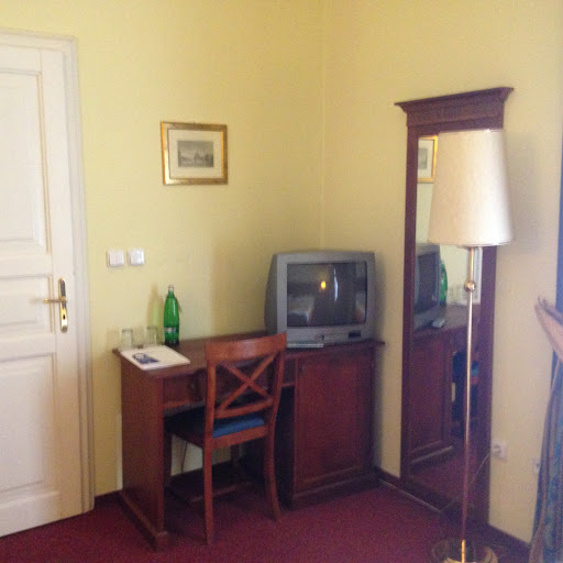 Hotel Louis Leger