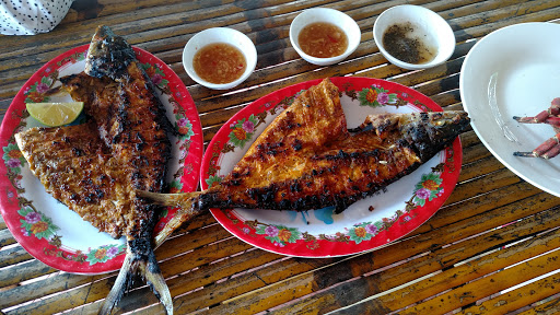 Lucky Beach Restaurant