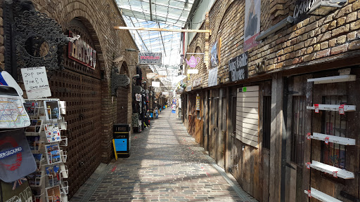 Horse Tunnel Market
