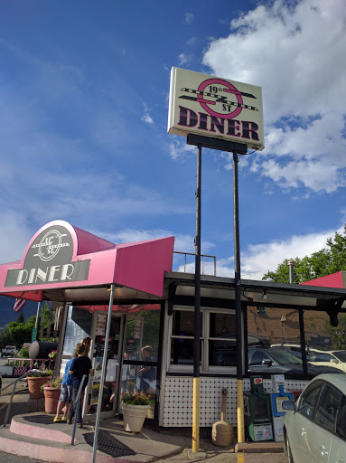 American Restaurant «19th Street Diner», reviews and photos, 1908 S Grand Ave, Glenwood Springs, CO 81601, USA