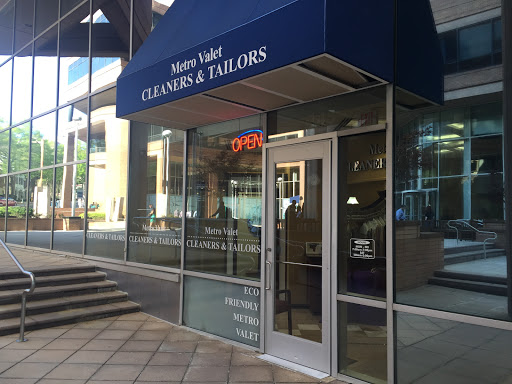 Dry Cleaner «Metro Valet Cleaners», reviews and photos, 8401 Colesville Rd, Silver Spring, MD 20910, USA