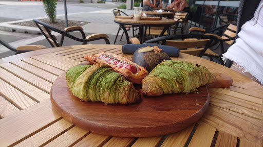Top Impression Bakery