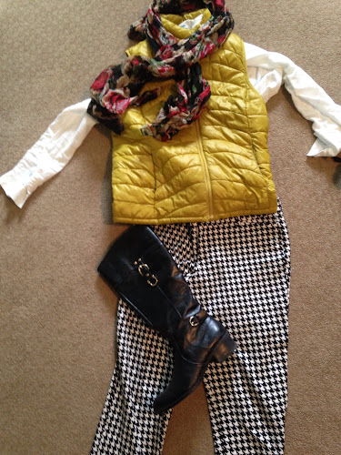 Fashion Friday 5 casual outfits Houndstooth pants fashion Friday