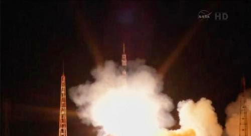 Soyuz Tma 10M Lifts Off With New Space Station Crew