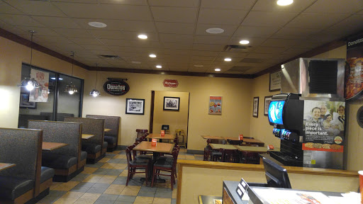 Pizza Restaurant «Donatos Pizza», reviews and photos, 7568 Worthington Galena Rd, Worthington, OH 43085, USA