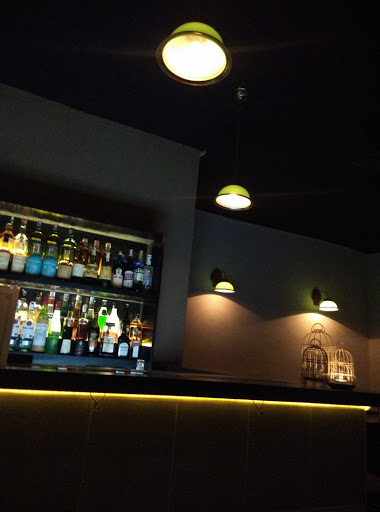 Sparrow Bar