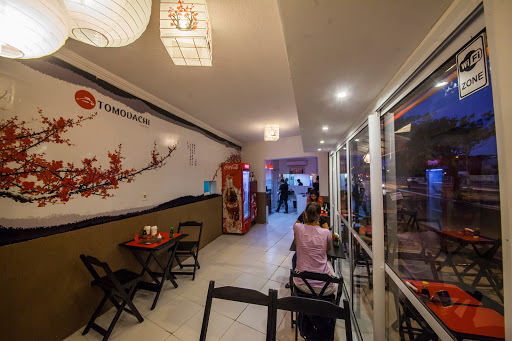 Tomodachi Sushi Bar, Av. Desembargador Gonzaga, 1423 - Cidade dos Funcionários, Fortaleza - CE, 60823-012, Brasil, Restaurantes_Sushi, estado Ceará