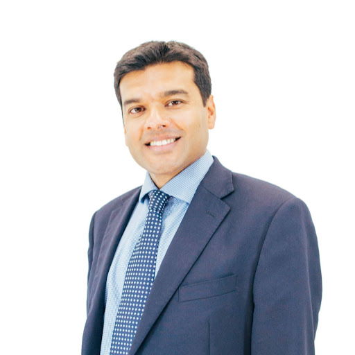 Mr Venki Sundaram Consultant Ophthalmologist - Herts Eye Surgeon, Harpenden