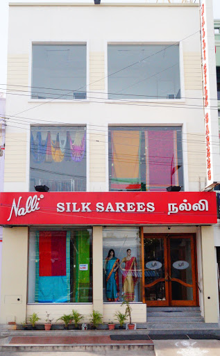 Nalli Silks, 24/, Gandhi Rd, Phase 1, Kanchipuram, Tamil Nadu 631501, India, Saree_Store, state TN