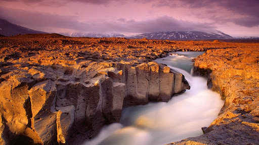 Kaldidalur, Iceland.jpg