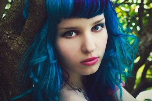 slice of life blue hair girl
