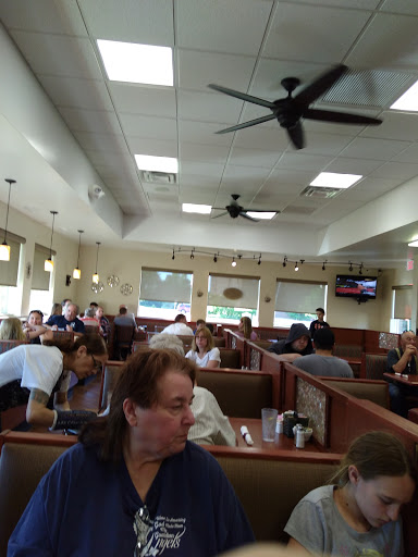Diner «Saline Inn», reviews and photos, 434 E Michigan Ave, Saline, MI 48176, USA