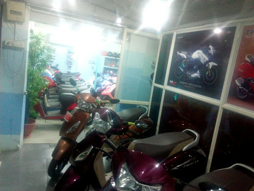 TVS Showroom, Kochi - Madurai - Dhanushkodi Rd, Vazhappily, Muvattupuzha, Kerala 686673, India, Motor_Scooter_Dealer, state KL