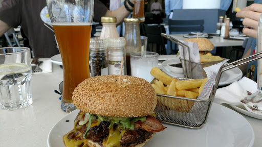 Gibson's Gourmet Burgers & Ribs
