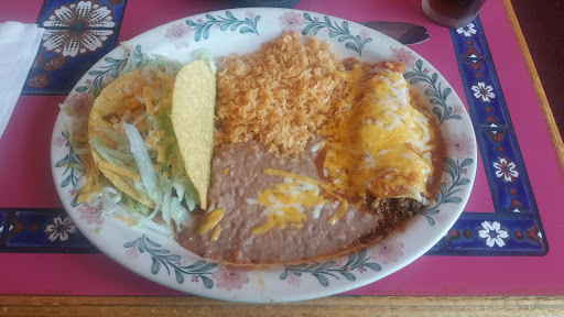 Restaurant «Ixtapa Mexican Restaurant», reviews and photos, 2000 8th Ave # F, West Linn, OR 97068, USA