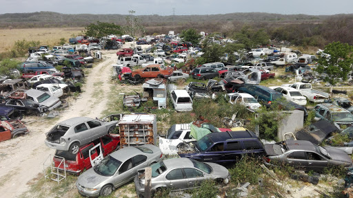 Deshuesadero Edgar, Carretera China Campeche, China, 24500 Campeche, Camp., México, Tienda de repuestos para carro | CAMP