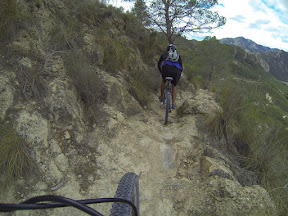 Bici de montaña Mountain Bike por la sierra de la Navela