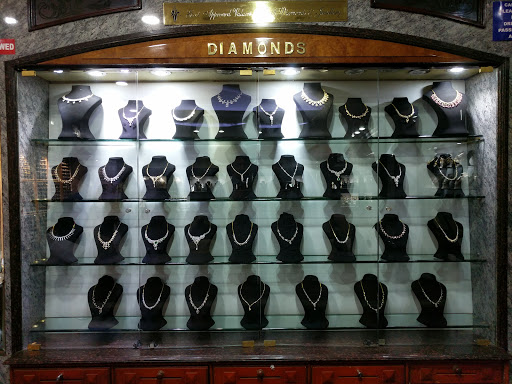 A. Geeri Pai Jewellers, Broadway, Marine Drive, Ernakulam, Kerala 682031, India, Diamond_Merchant, state KL