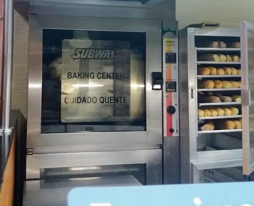 SUBWAY, Av. Dorival Caymmi, 91 - Itapuã, Salvador - BA, 41635-151, Brasil, Lanchonete, estado Bahia