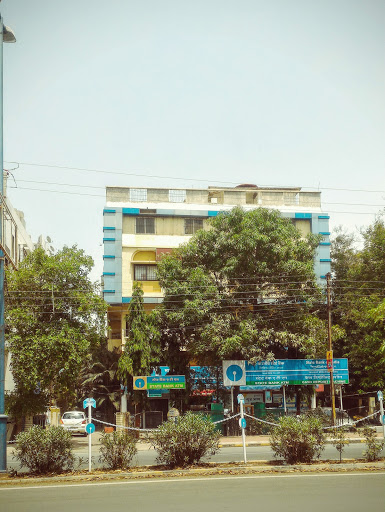 State Bank Of India - Yeshwant Niwas Road, Ranka Mension, No 25/3, Yeshwant Niwas Rd, Near Sony Showroom, Shivaji Nagar, New Palasia, Indore, Madhya Pradesh 452001, India, Public_Sector_Bank, state MP