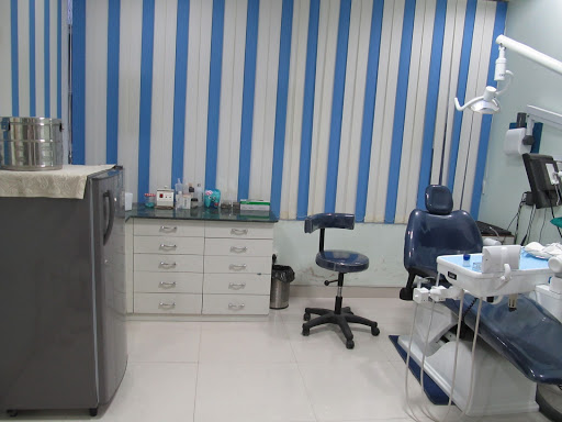 Dr. Gupta’s Smile Clinic, SCO 205, VIP Rd, Zirakpur, Punjab 140603, India, Clinic, state PB