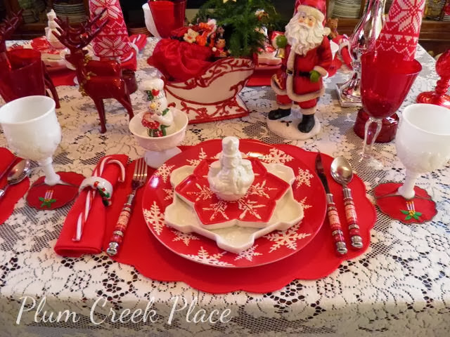 Christmas red and white tablescape Christmas red and white tablescape