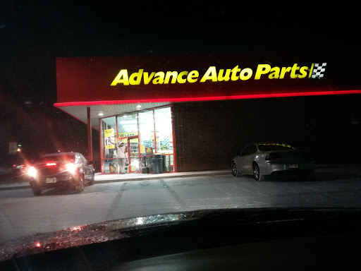 Auto Parts Store «Advance Auto Parts», reviews and photos, 861 E Wisconsin Ave, Oconomowoc, WI 53066, USA