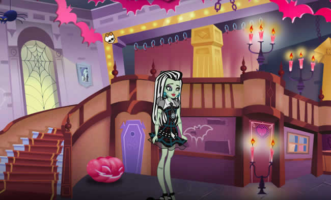 Frankie te ayuda a preparar tu Fiesta de Halloween recorriendo el Instituto Monster High con ella y encontrando todo lo que busca.