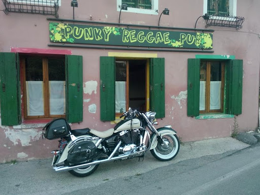 Punky Reggae Pub