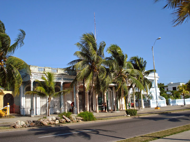 Cuba por libre: ciudades y playa - Blogs de Cuba - Cienfuegos - Trinidad (1)