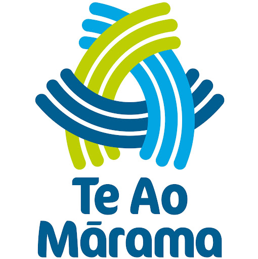 Te Ao Marama School logo