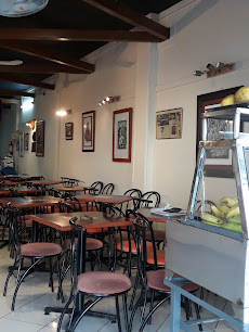El Poly Restaurante - Simon Bolivar Palacios 204, Guayaquil 090302, Ecuador