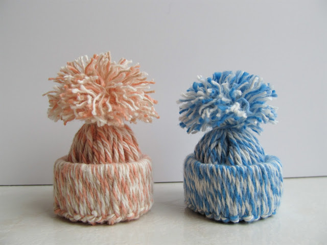 How to Make Pom Poms with Yarn - 8 Different Ways - Create Whimsy