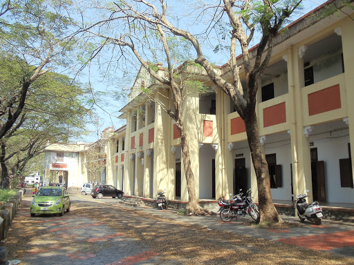 SD College, Kanyakumari - Panvel Road, Sanathanapuram P. O, Alappuzha, Kerala 688003, India, University, state KL