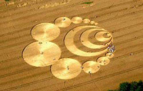 Crop Circles How Two Idiots With Boards Ruined What Should Be A Serious Subject