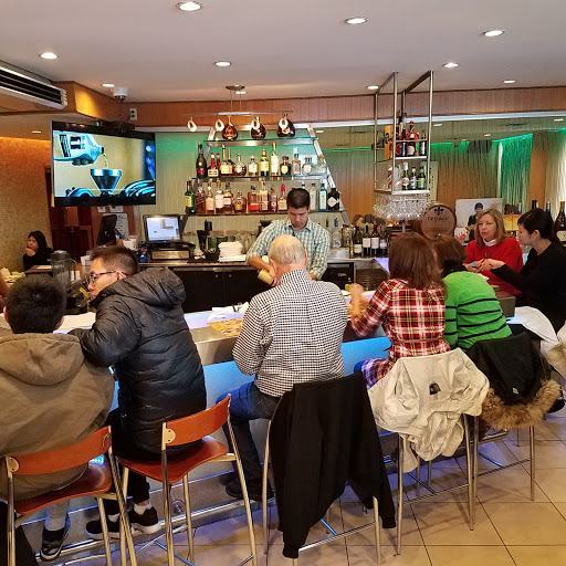 R&G Lounge