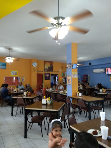 Mariscos Altamar Restaurant, Avenida General Lauro Villar 205, Modelo, 87360 Matamoros, Tamps., México, Restaurante | TAMPS