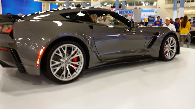 Corvette 2015 side view