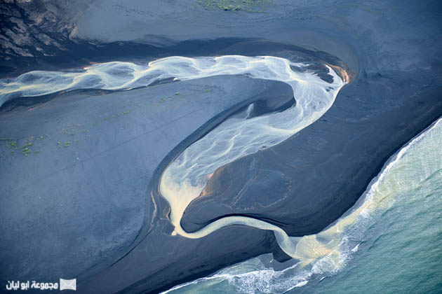 ايسلاندة كأروع ما تكون  ... صور Aerial-photos-of-iceland-look-like-abstract-landscape-paintings-andre-emolaev-6