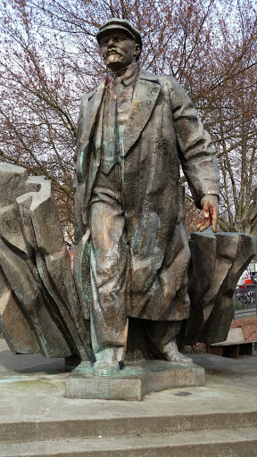 Monument «Statue of Lenin», reviews and photos, 3526 Fremont Pl N, Seattle, WA 98103, USA
