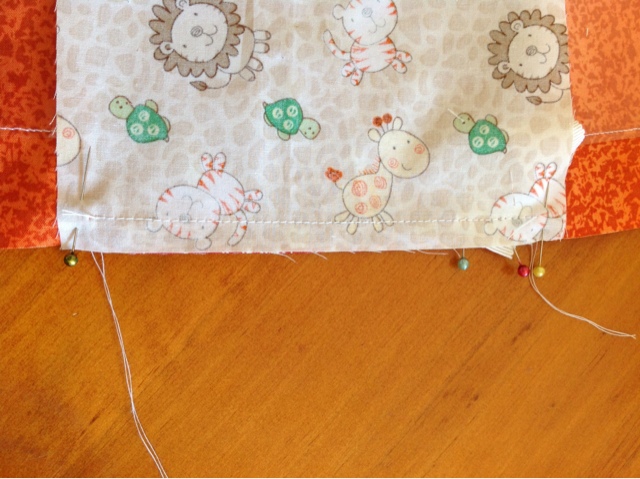 Photo cube - Top panel sewn to catch loops Photo cube - Top panel sewn to catch loops