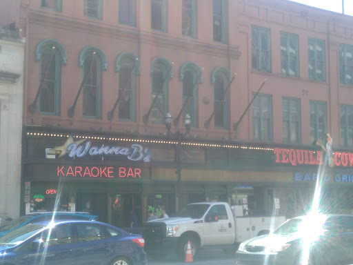 WannaB's Karaoke Bar