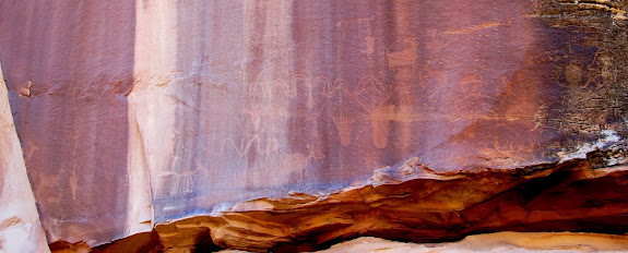 Petroglyphs in Sevenmile Canyon