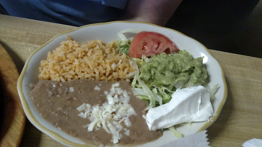 Mexican Grocery Store «La Salsa Taqueria Tienda», reviews and photos, 5701 Altama Ave #1, Brunswick, GA 31525, USA