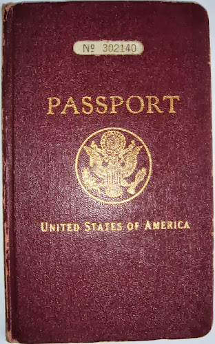 https://lh6.googleusercontent.com/-EoXgnOoAlYo/UgypMOh12DI/AAAAAAAAB7A/GRjZJbUaLoc/s500/1926_US_Passport.jpg