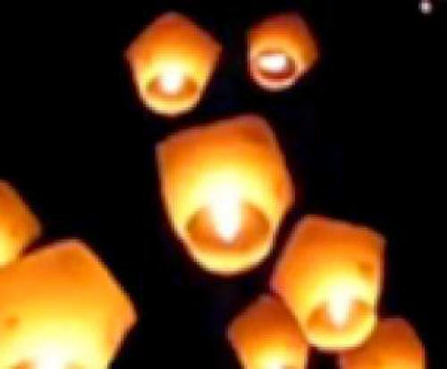 12 Orange Lights In The Sky Over Oakville Ontario Chinesewish Lanterns