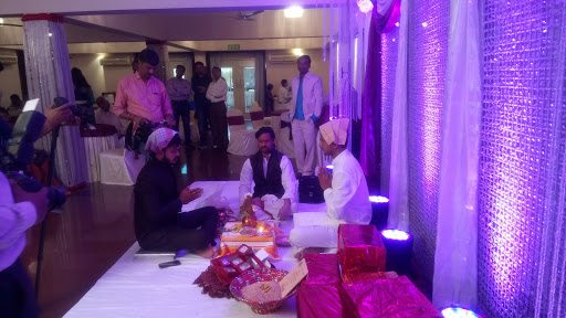 The Creek, Abbott Hotel, Sector 2, Vashi, Navi Mumbai, Maharashtra 400703, India, Indian_Restaurant, state MH
