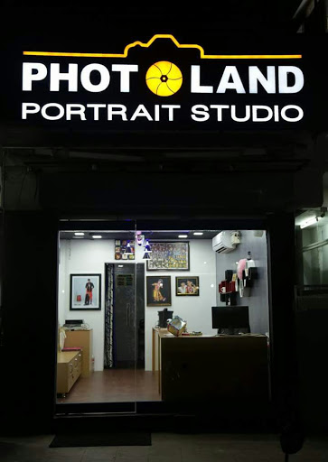 Photo Land Portrait Studio, Near Kasthuri Super Market, 236A, Sathy Rd, Ramanandha Nagar, Saravanampatty, Coimbatore, Tamil Nadu 641035, India, Portrait_Studio, state TN