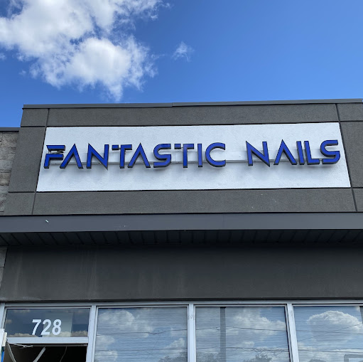 Fantastic Nails logo